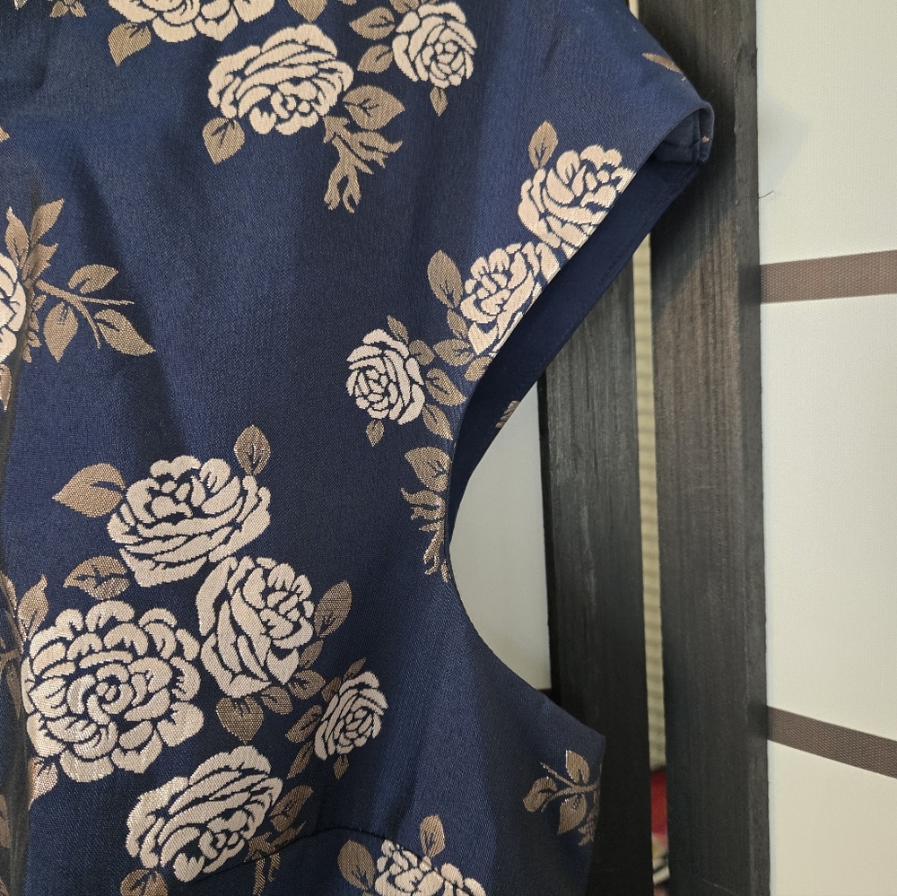 Gal Meets Glam Jenny Wallpaper Navy Blue Rose Floral Ruffle Knee Length Dress - Picture 5 of 12